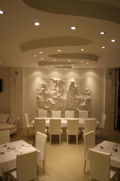 Hôtel Santi White à Phuket Extérieur photo
